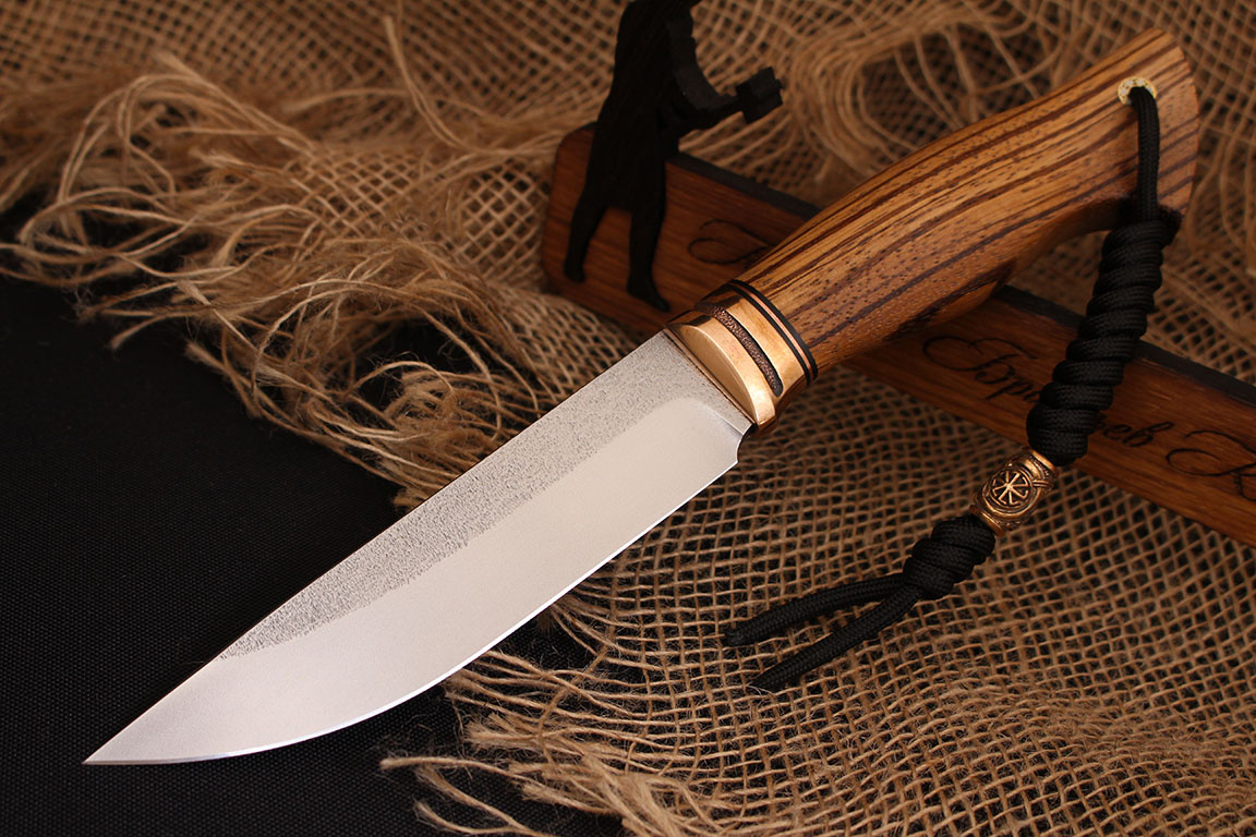 Нож "Тайга" кованая х12мф. Рукоять бронза, зебрано.
